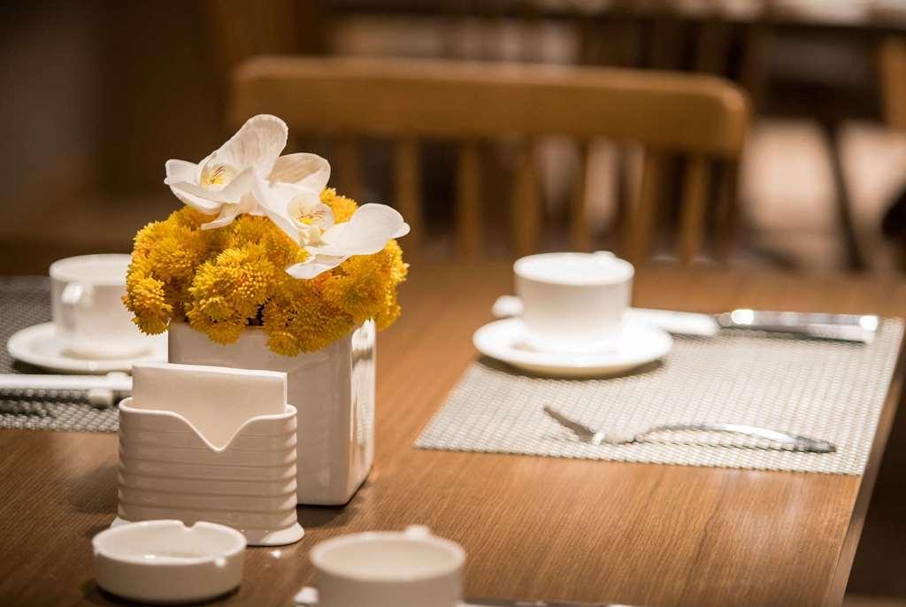 Ramada Encore Jintang Chengdu Restaurant photo